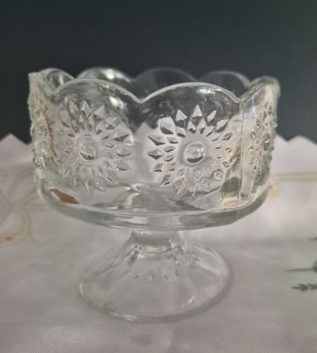 Zdjęcie oferty: Cukierniczka, pojemnik na cukierki 