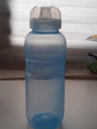 Zdjęcie oferty: Butelka na wodę NOWA