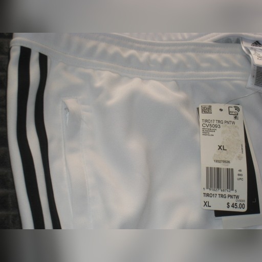 Zdjęcie oferty: Spodnie Adidas,futbolowe ,