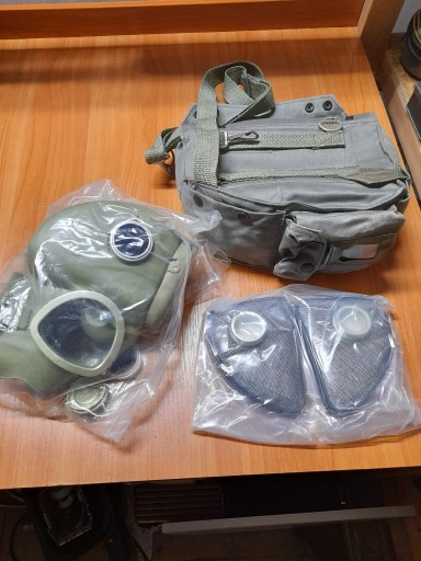 Zdjęcie oferty: Maska gazowa wojskowa