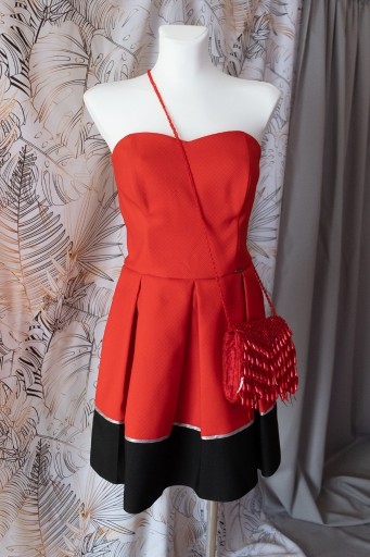 Zdjęcie oferty: Czerwona Sukienka plisowana Rozmiar L
