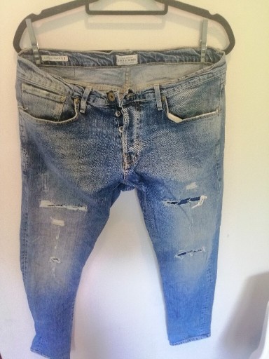 Zdjęcie oferty: Spodnie Jeans Jack & Jones slimfit 