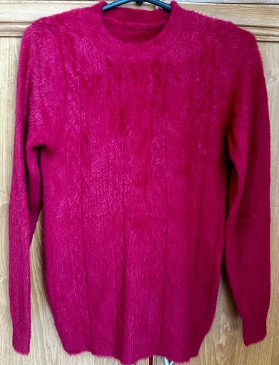 Zdjęcie oferty: Piękny i modny sweter jak ALPAKA czerwony S L