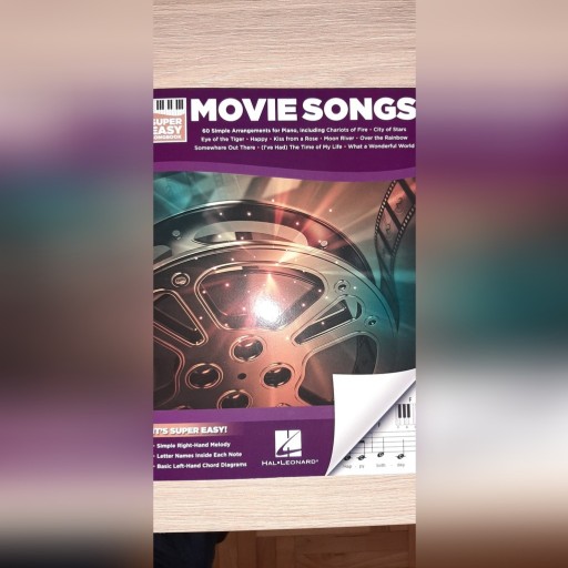 Zdjęcie oferty: Super easy songbook movies songs