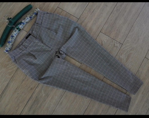 Zdjęcie oferty: Spodnie chinosy w pipetke C&A