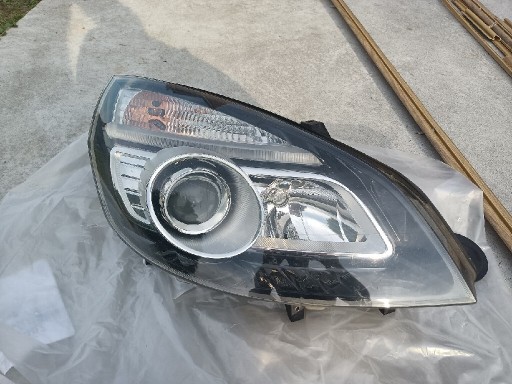 Zdjęcie oferty: Lampa przednia Renault ascenic 2 II Grand hella