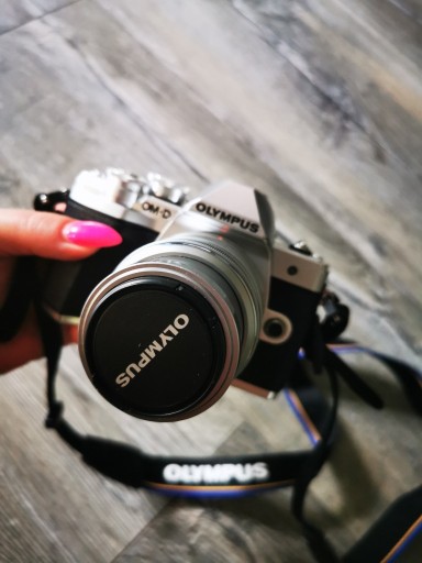 Zdjęcie oferty: OLYMPUS E-M10 Mark III Srebrny (Traveller pack) 