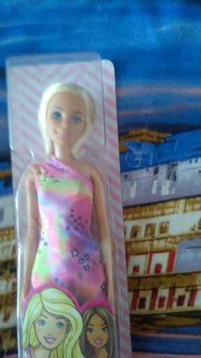 Zdjęcie oferty: Lalka Barbie blondynka 