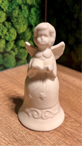 Zdjęcie oferty: Piękny porcelanowy Aniołek Dzwonek super stan