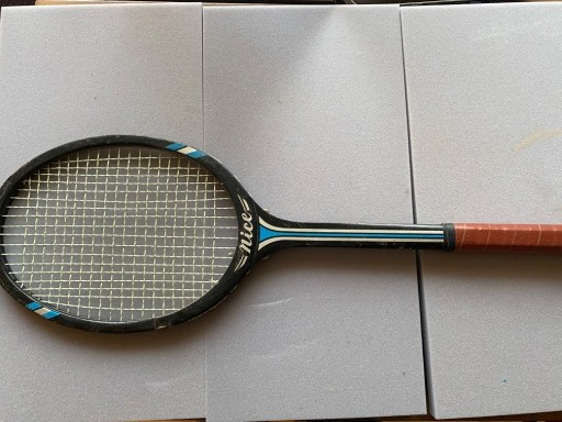 Zdjęcie oferty: Rakieta do tenisa drewniana, zabytkowa