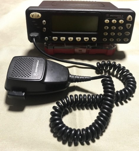 Zdjęcie oferty: Radiotelefon Motorola GM1200E UHF/403-470MHz/25W