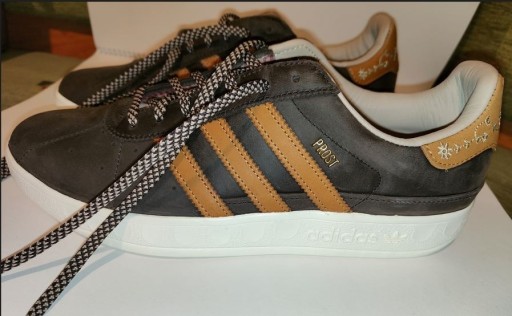 Zdjęcie oferty: Adidas  PROST  BY9805 Oktoberfest  rozm.42