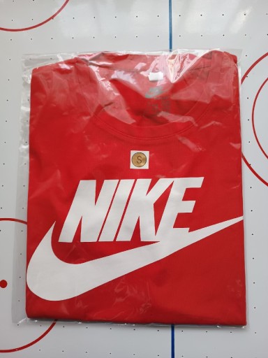 Zdjęcie oferty: Podkoszulek, koszulka damska Nike 