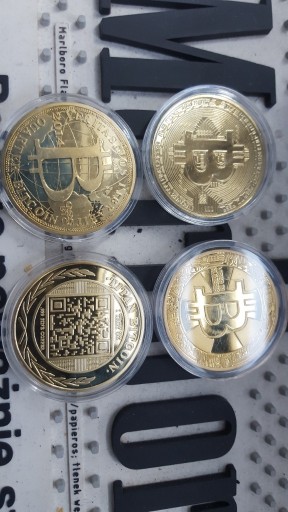 Zdjęcie oferty: Bitcoin cztery monety Każda inna 