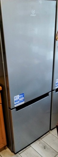 Zdjęcie oferty: Lodówka Indesit LR6 S1 S