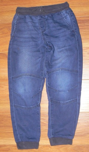 Zdjęcie oferty: Spodnie jeansowe Pepperts 134 