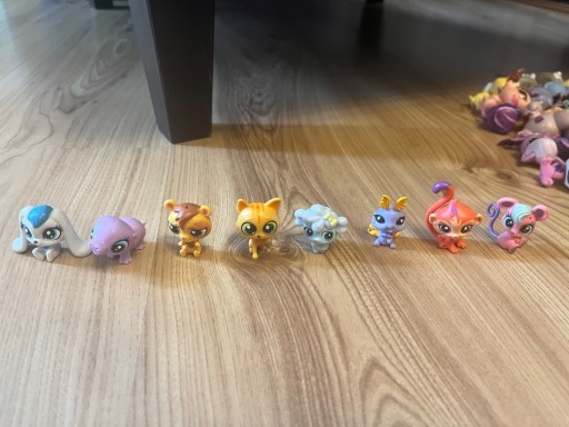 Zdjęcie oferty: littlest pet shop mini 8 sztuk 