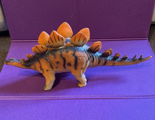 Zdjęcie oferty: Stegozaur figurka gumowy duży 48 cm