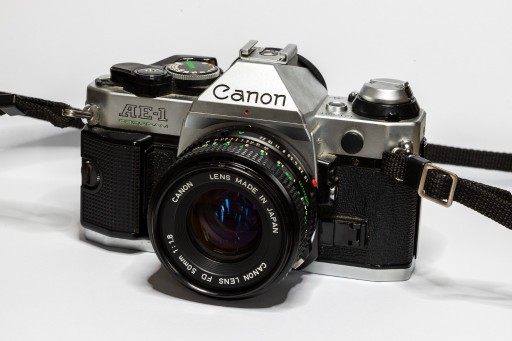 Zdjęcie oferty: Canon AE-1 Program + 50mm f/1,8 +GRATIS!!!