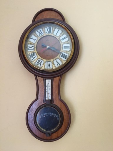 Zdjęcie oferty: Stary zegar ścienny termometr barometr antyk ZSRR