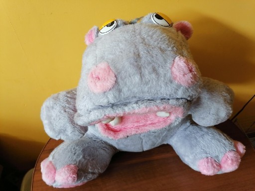 Zdjęcie oferty: Hipopotam duży około 50cm. Przytulanka. 