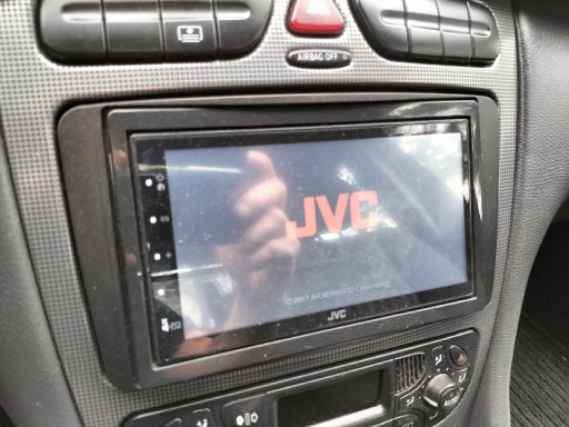 Zdjęcie oferty: Radio JVC Mercedes W203 kamera czujniki parkow USB