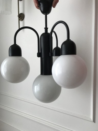 Zdjęcie oferty: Żyrandol lampa LOFT / ART DECO czarna białe kule 