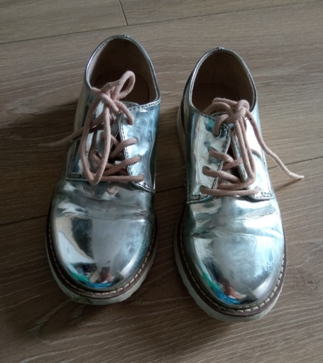 Zdjęcie oferty: Buty Zara rozmiar 29