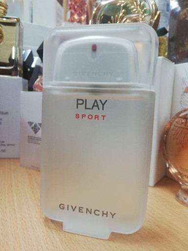 Zdjęcie oferty: Givenchy Play Sport 100ml edt. 