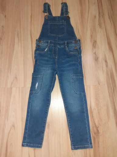 Zdjęcie oferty: spodnie jeans ogrodniczki