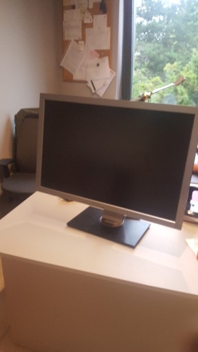 Zdjęcie oferty: Monitor LCD Dell 2709W 27 " 1920 x 1200 px VA