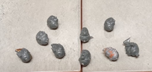 Zdjęcie oferty: Wh40k Adeptus Custodes Bits Bitz Heads Head Głowy