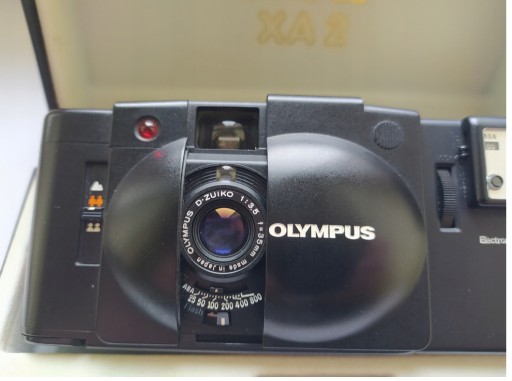 Zdjęcie oferty: BARDZO ŁADNY Olympus XA2 + Lampa A16