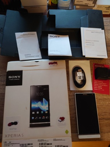 Zdjęcie oferty: Smartfon Sony XPERIA S 1 GB / 32 GB biały LT26i