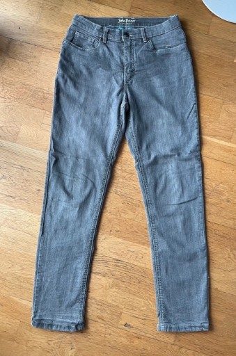 Zdjęcie oferty: Ocieplane jeansy, 170  JOHN BANER 