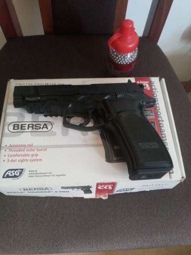 Zdjęcie oferty: Pistolet bersa Thunder 9 Pro CO2