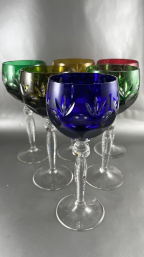 Zdjęcie oferty: Kieliszki do wina kolorowy kryształ