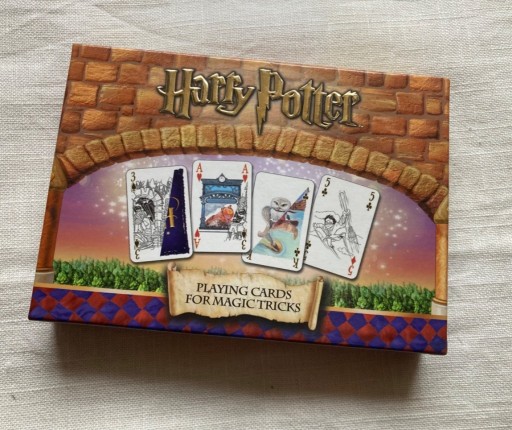 Zdjęcie oferty: Harry Potter Playing Cards Magic Tricks - zestaw  