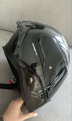 Zdjęcie oferty: Kask r. S damski CABERG drift Carbon jak nowy piękny