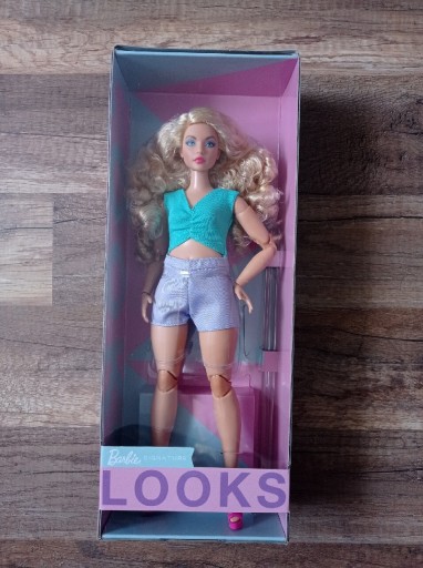 Zdjęcie oferty: Barbie looks model 16 HJW83