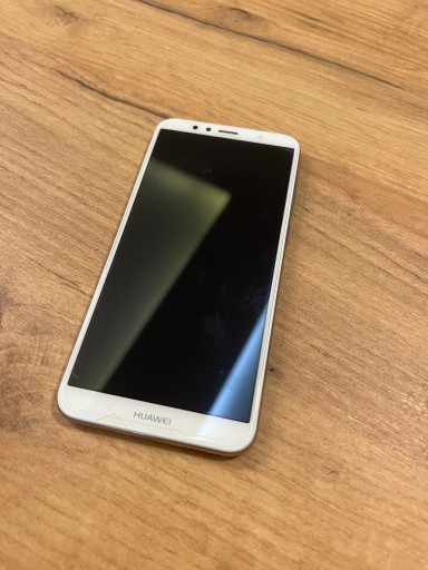 Zdjęcie oferty: Smartfon Huawei Y6 2018