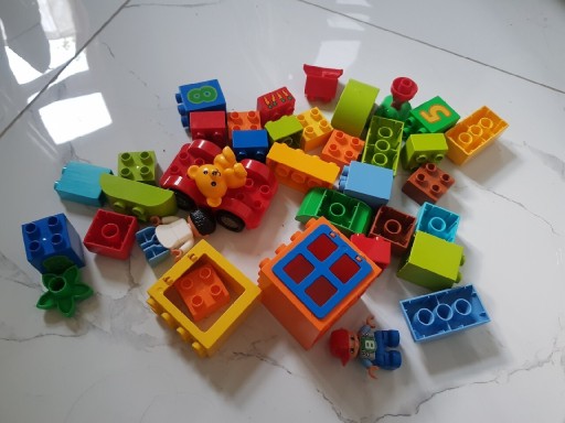 Zdjęcie oferty: Lego duplo różne klocki ok. 160 - 170 elementów 