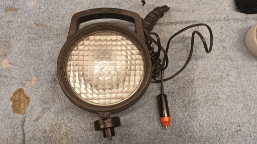 Zdjęcie oferty: Szperacz samochodowy lampa policja straż 