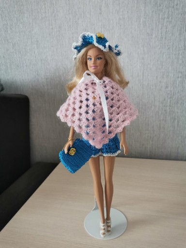 Zdjęcie oferty: Zestaw dla lalki Barbie i podobnych. 