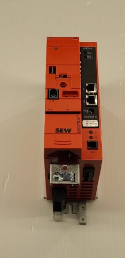 Zdjęcie oferty: Falownik SEW MC07B008-5A3-4-S0/FC11B/DFE3