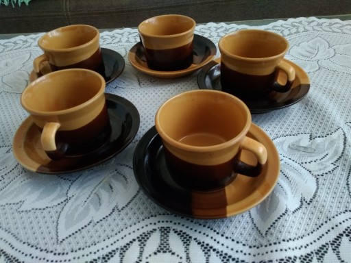 Zdjęcie oferty: Filiżanki do kawy ze spodkami ceramiczne