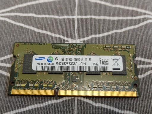 Zdjęcie oferty: A-DATA + Samsung = 2x1GB (PC3-10600 DDR3 SDRAM)