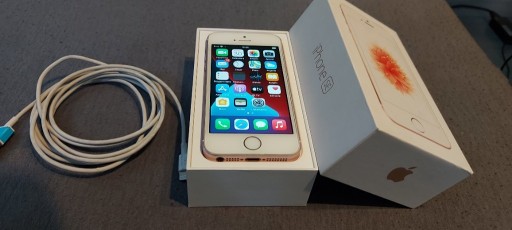 Zdjęcie oferty: Iphone SE rose gold 2016 16GB