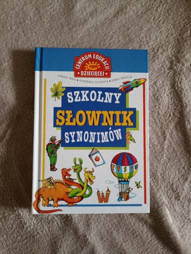 Zdjęcie oferty: Książka "Szkolny słownik synonimów"