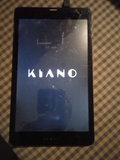 Zdjęcie oferty: Tablet Kiano SlimTab 8 3GR uszkodzony